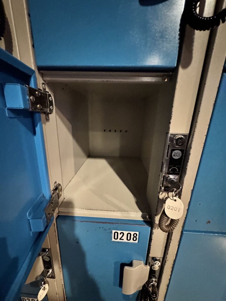 フィッツオールロッカー 奥行きの画像