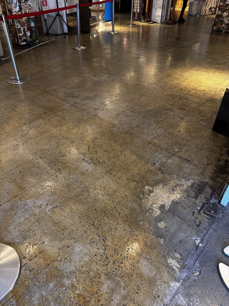 リキッドルーム 待機場所の画像