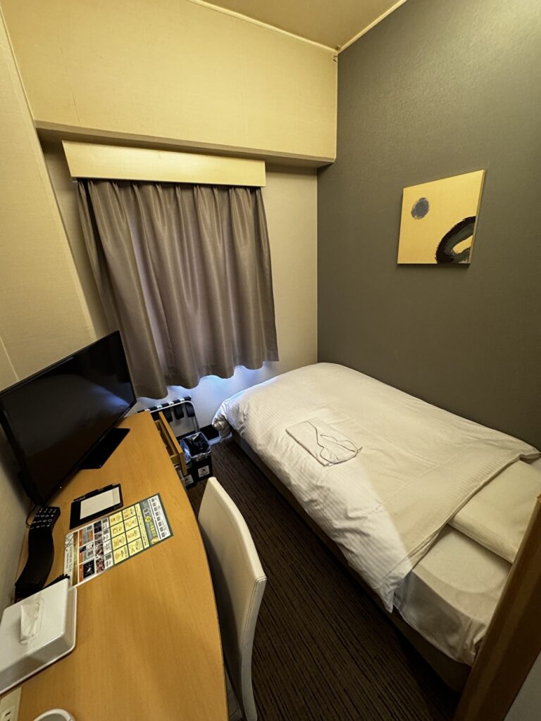 客室（出入り口側から撮影）の画像