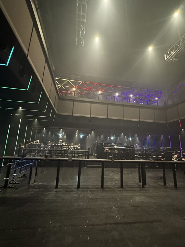 上手側最前列から振り返ってみた画像