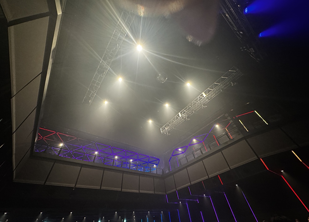 Zepp新宿　天井の画像