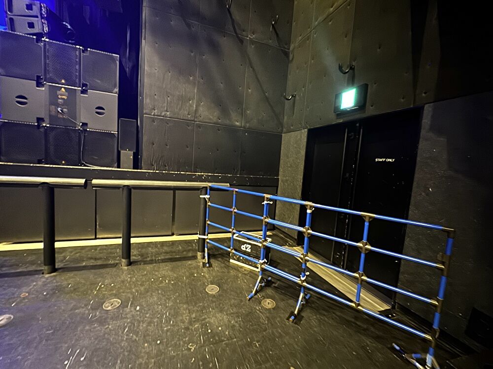 Zepp新宿 上手 最前