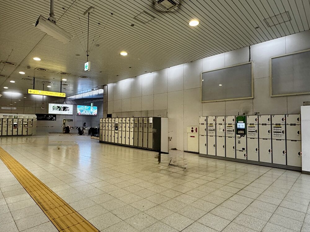 東京テレポート駅のロッカーの画像