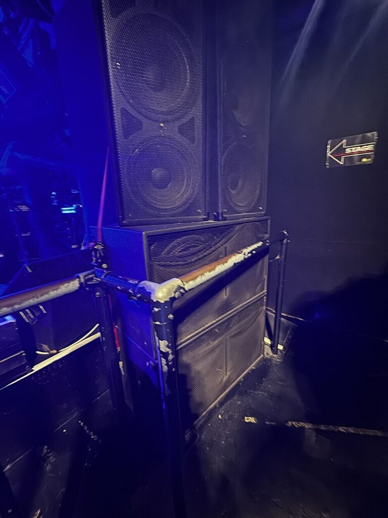 前橋ダイバー 上手側最前列スピーカー前