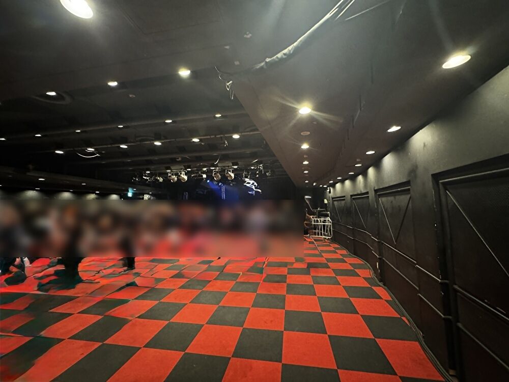 新横浜ニューサイドビーチ フロア内