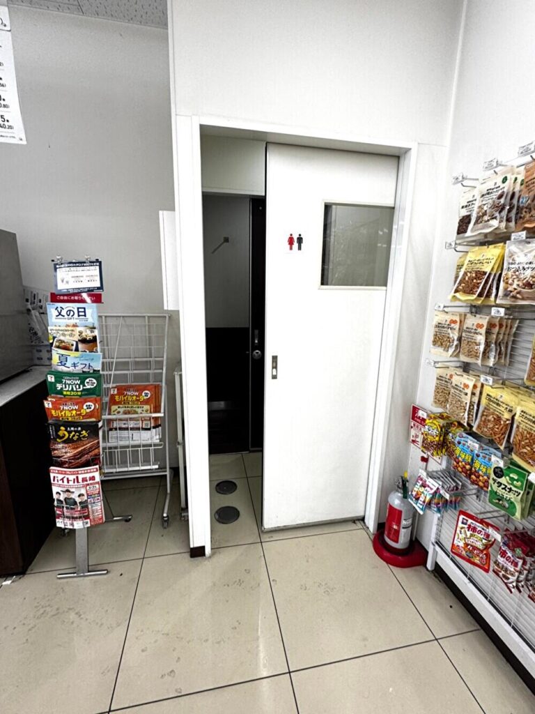 セブンイレブン長崎栄町店　トイレ