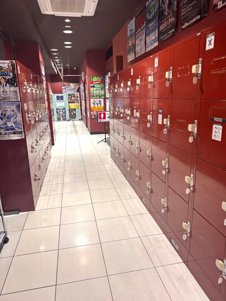 心斎橋ジャニス ロッカー