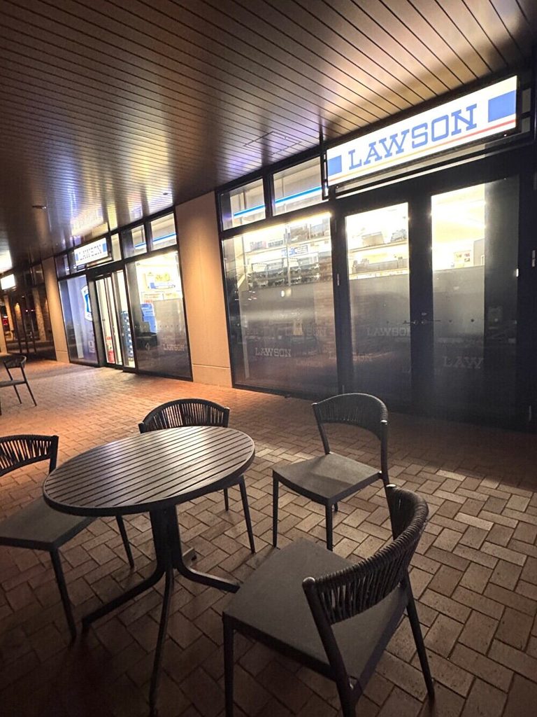 ローソン 創成クロス店