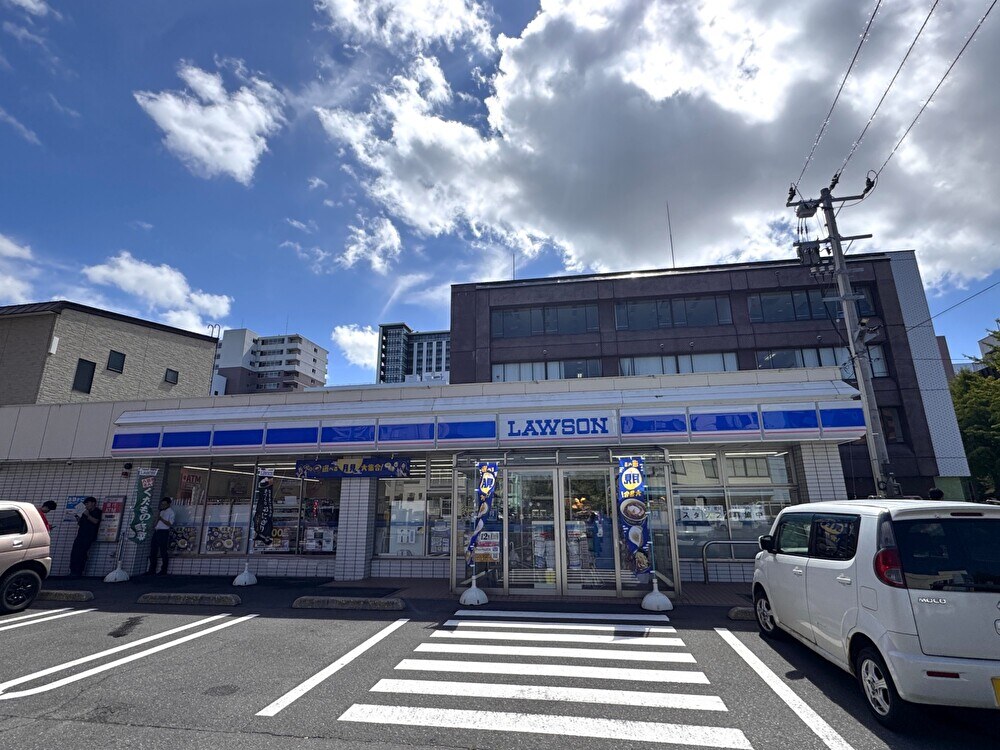 ローソン 青森安方二丁目店 外観