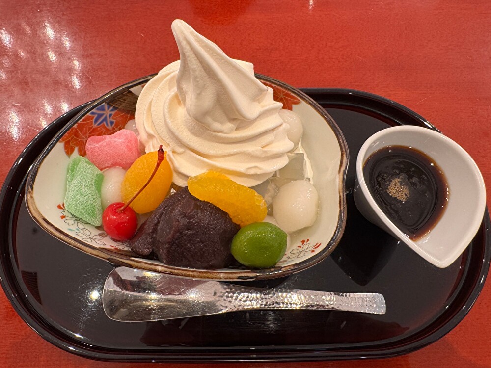 甘味・食事処 麻布茶房にて