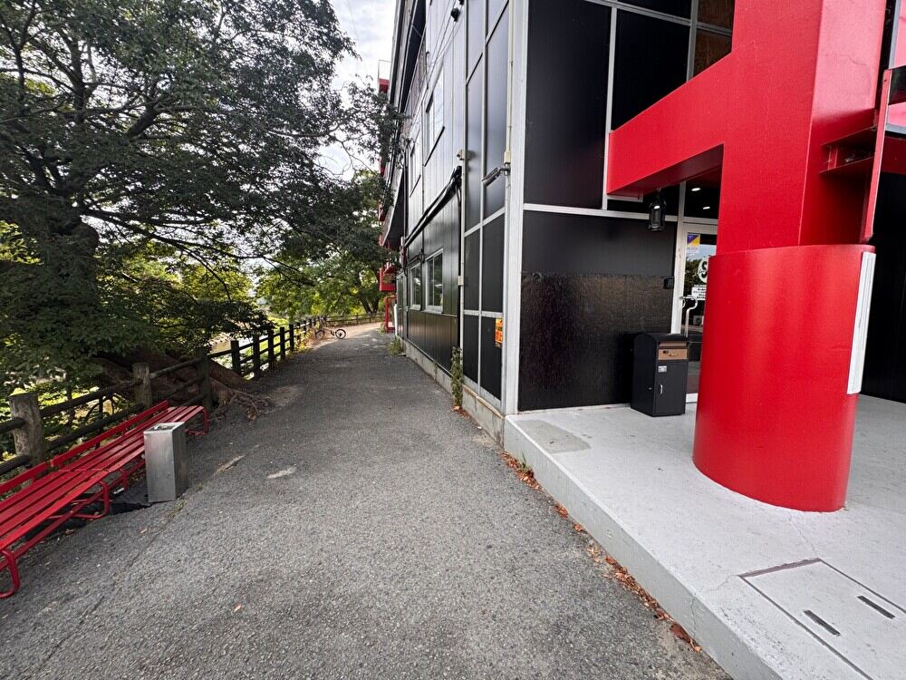 松山サロンキティ 待機場所