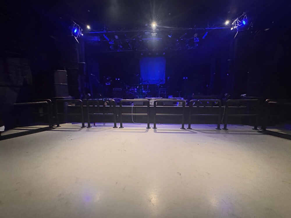 エビスヤプロ フロア